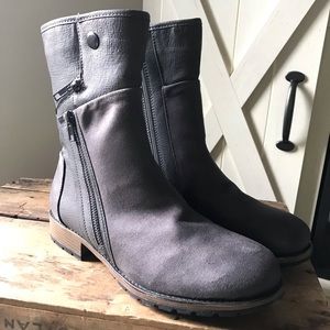 NWOT Maurice’s booties size 9